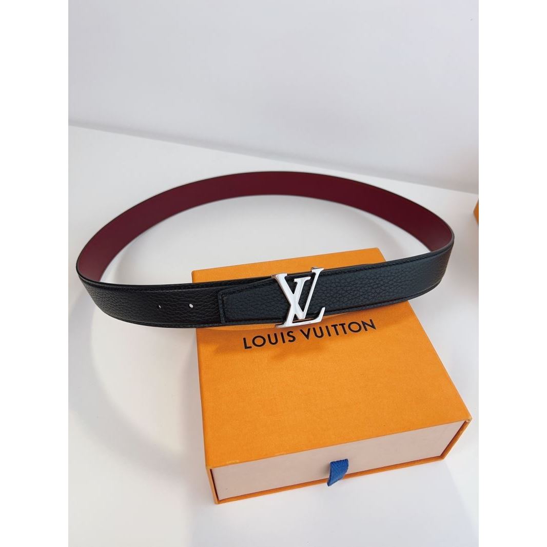 l0vis Vvtt0n belts